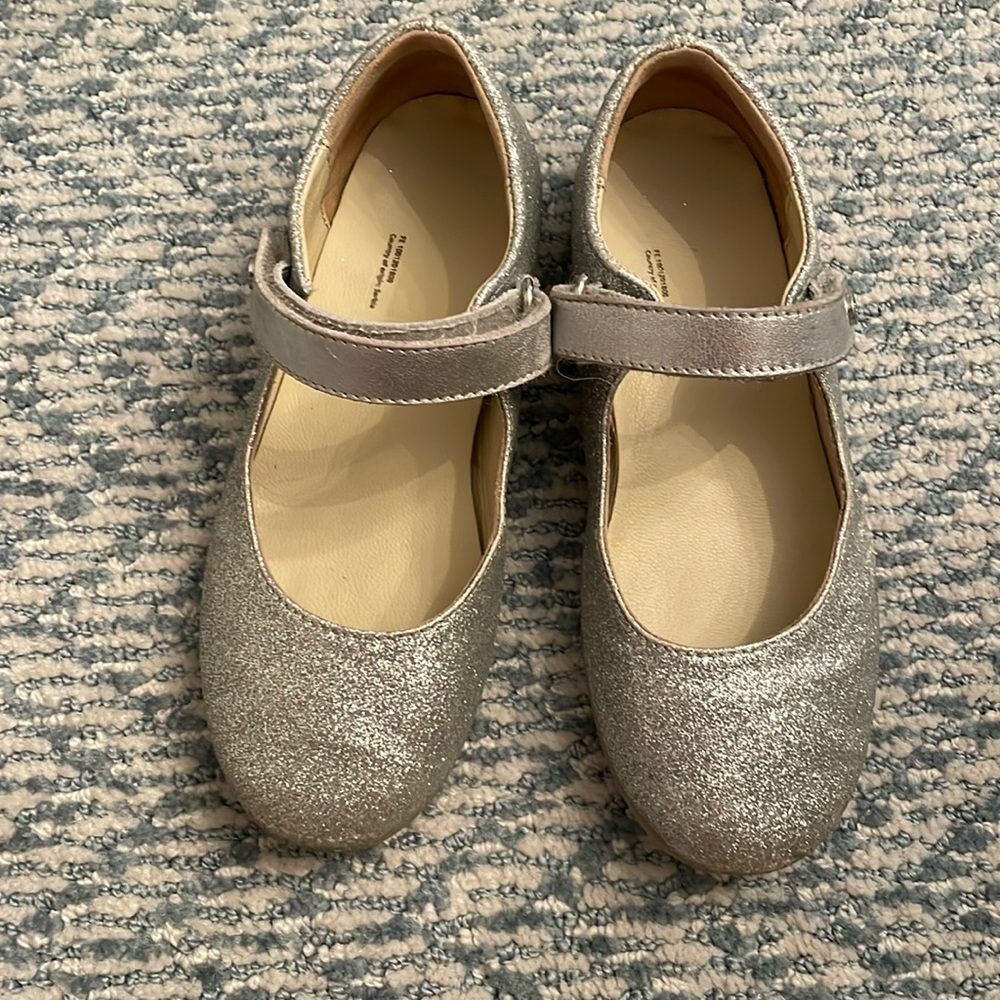 Naturino girls Mary Jane size 30 silver glittery sparkly shoes